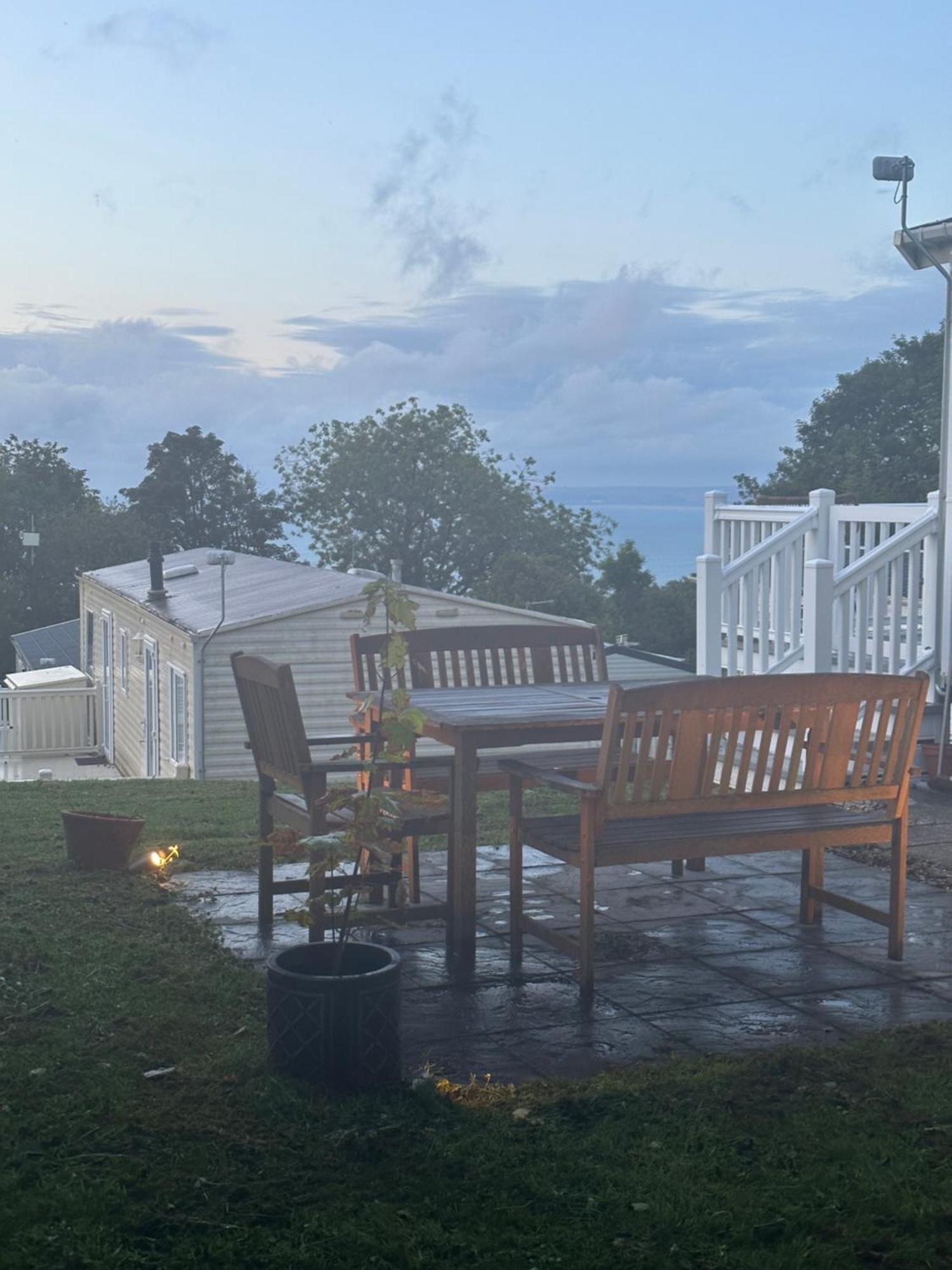 Glade Lodge- North Devon Coast, Bideford Bay Caravan Park Exterior foto